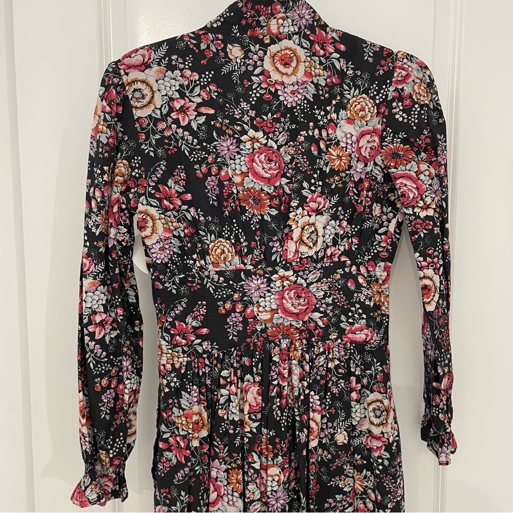 Tuckernuck MILLE Resort & Travel Anya Midi Dress Black Floral. G95 - Picture 10 of 11